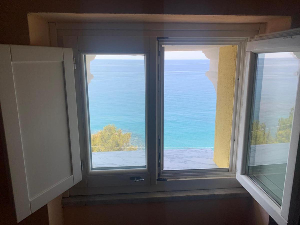 Apartmán La Terrazza Nel Blu Imperia Exteriér fotografie